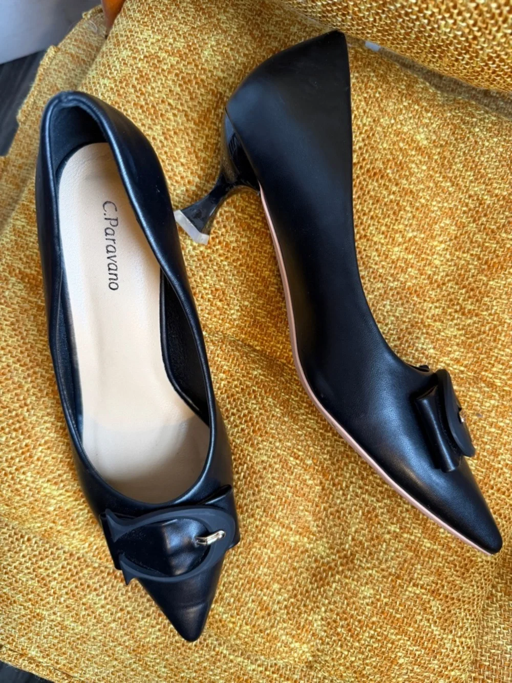 NEW C. Paravano Low Black Kitten Heel C-Shaped Buckle Size 39 US 8.5 New in Box